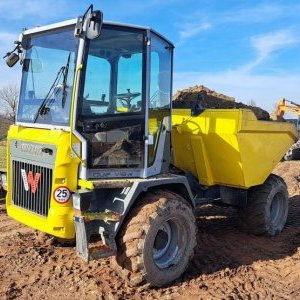 foto 5t lade 9t dumper kabyna 4x4 Wacker Neuson (diesel Deutz)